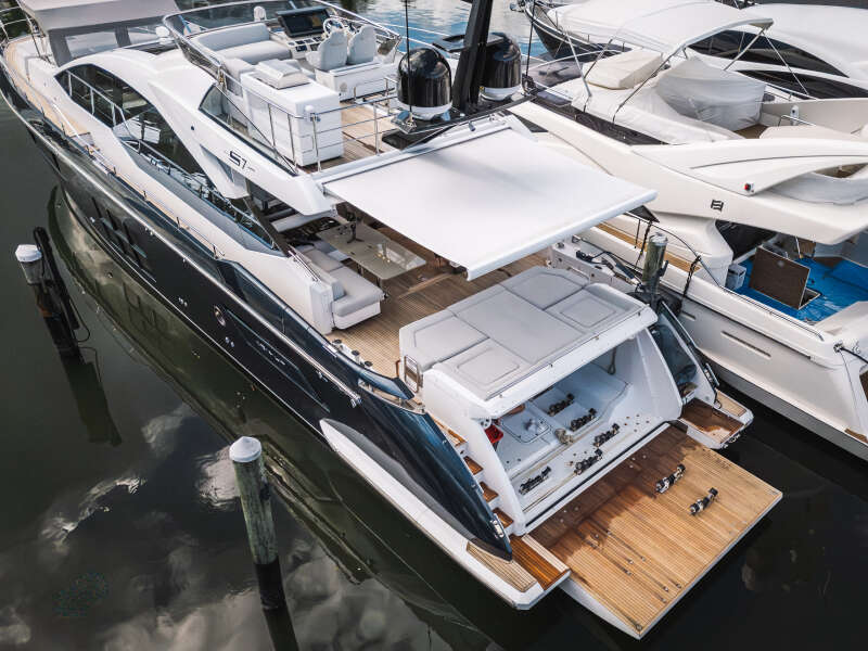 71ft Azimut Yacht For Sale