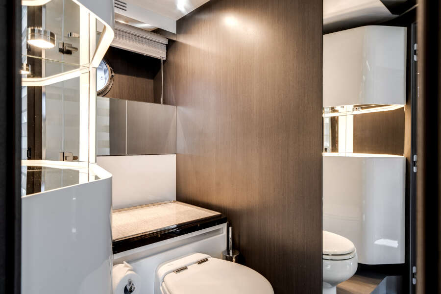 71ft Azimut Yacht For Sale