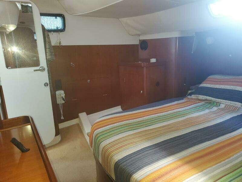 CHILL OUT 41ft Beneteau Yacht For Sale