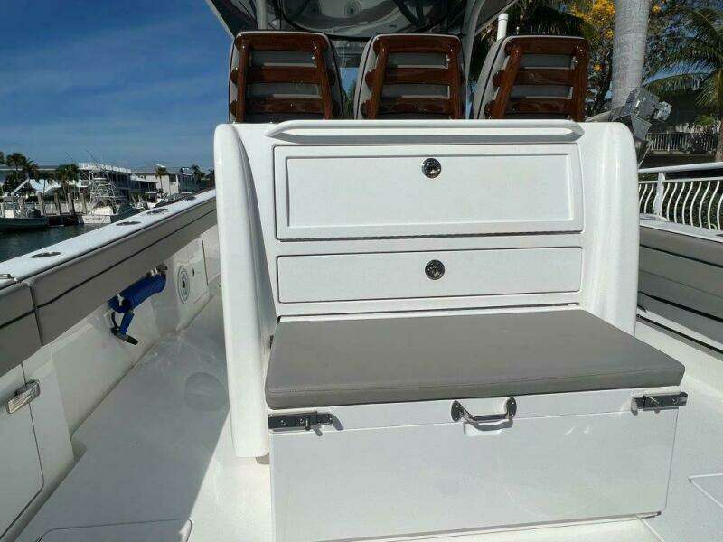 Valhalla 33 JUST ONE MORE - Bait Center Seating