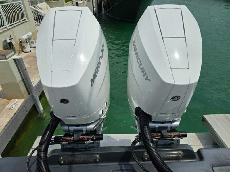 33' 2016 Valhalla Boatworks V-33