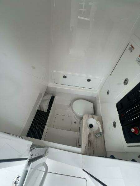 Valhalla 33 JUST ONE MORE - Head