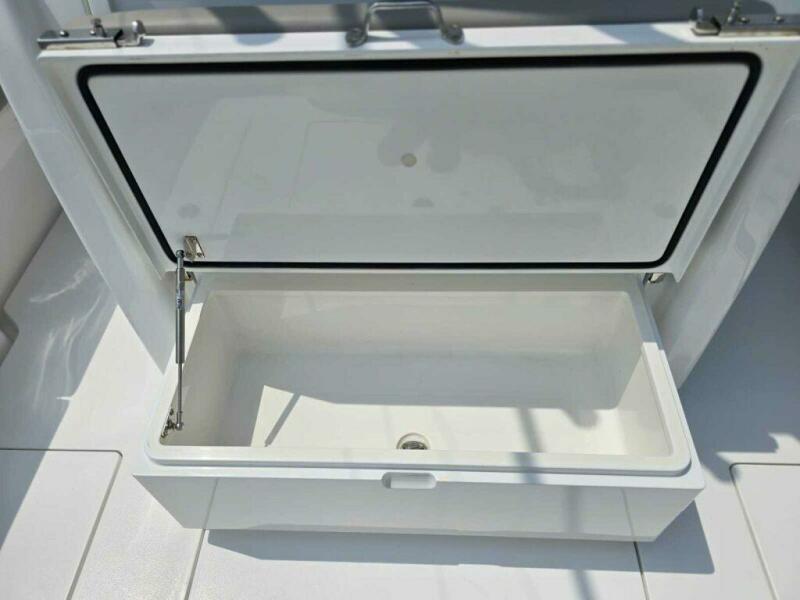 33' 2016 Valhalla Boatworks V-33