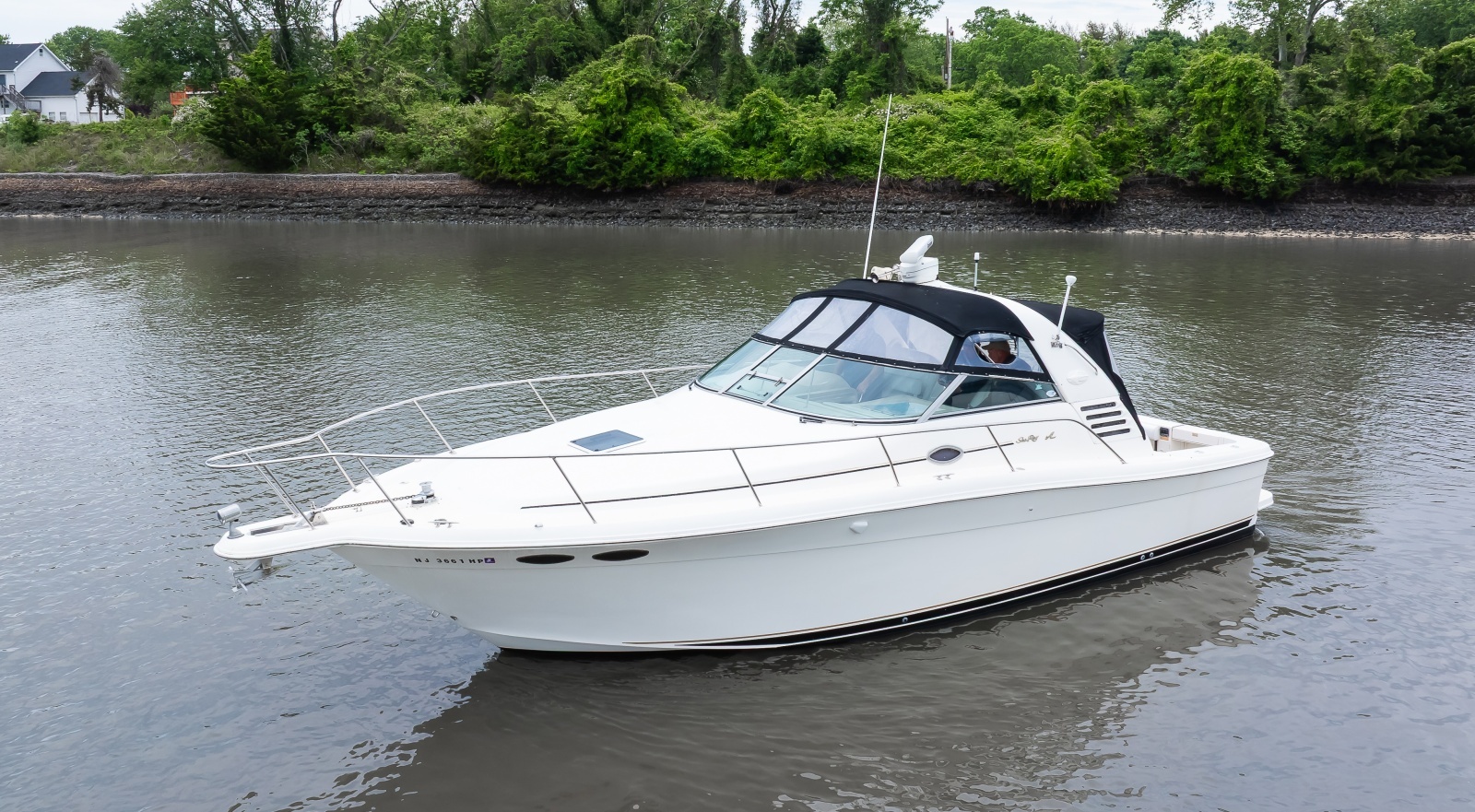 33ft Sea Ray Yacht For Sale