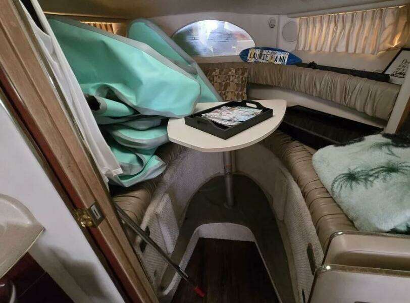 33ft Sea Ray Yacht For Sale