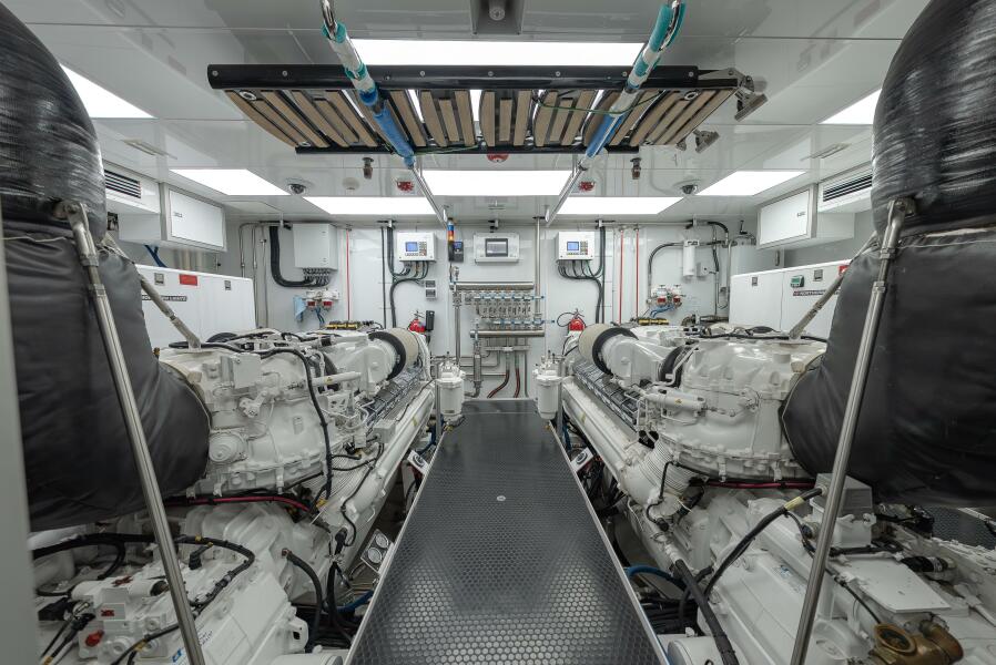 125' 2018 Westport Raised Pilothouse