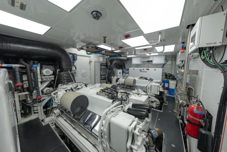 125' 2018 Westport Raised Pilothouse