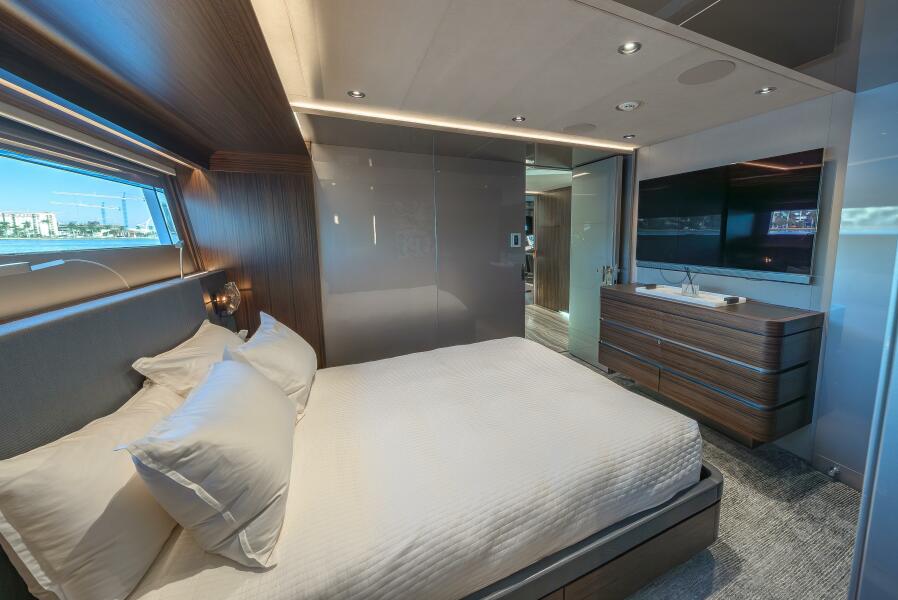 125' 2018 Westport Raised Pilothouse