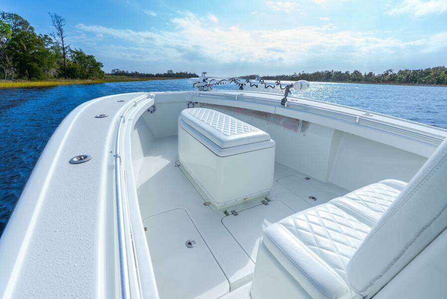 32ft Yellowfin Yacht For Sale