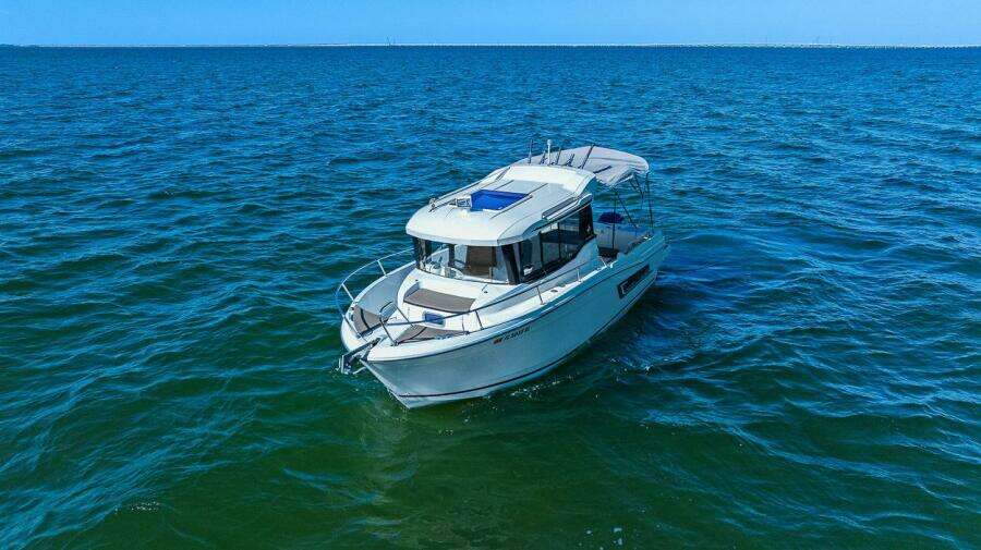 26ft Jeanneau Yacht For Sale