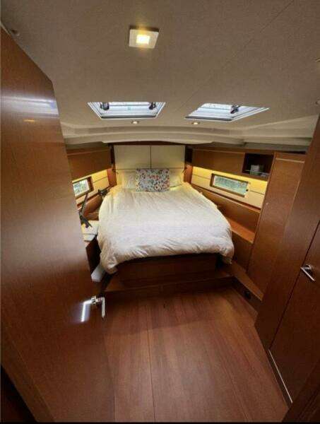 Run For The Roses 47ft Beneteau Yacht For Sale