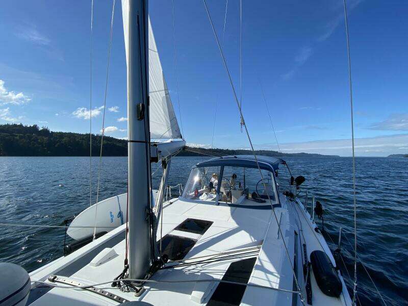 Run For The Roses 47ft Beneteau Yacht For Sale