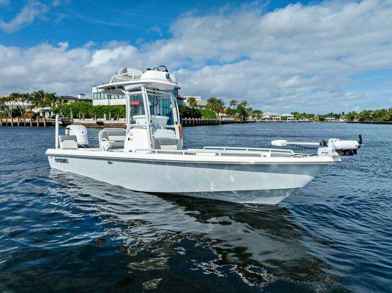 24ft Everglades Yacht For Sale