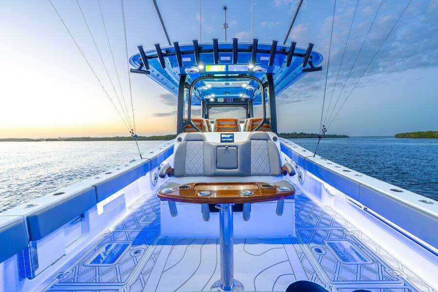 43ft Freeman Yacht For Sale