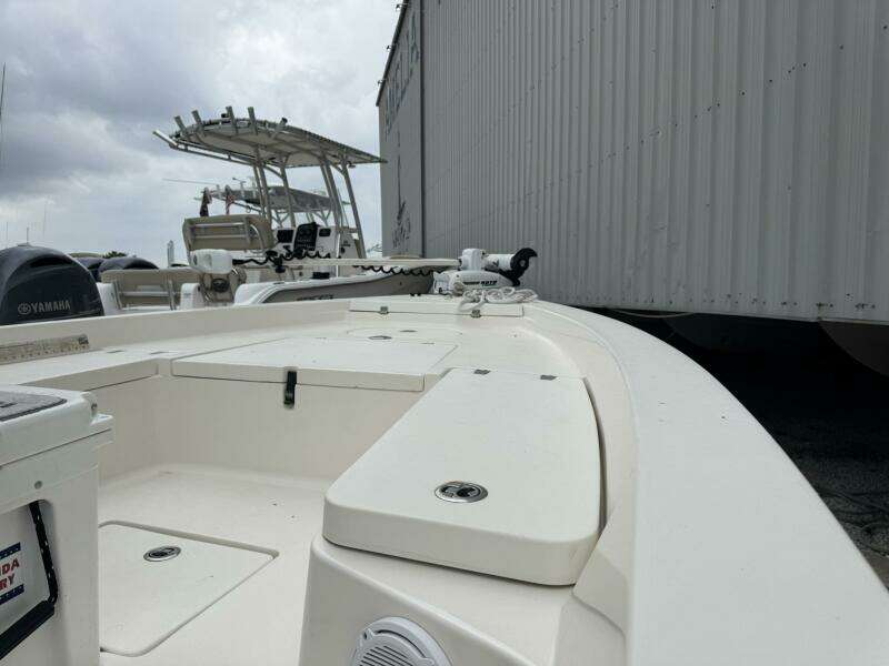 22ft Pathfinder Yacht For Sale