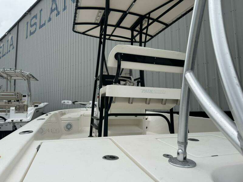 22ft Pathfinder Yacht For Sale