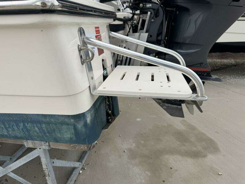 22ft Pathfinder Yacht For Sale