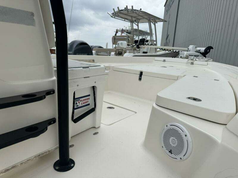 22ft Pathfinder Yacht For Sale