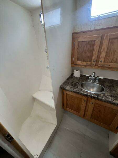 42ft Provincial Yacht For Sale