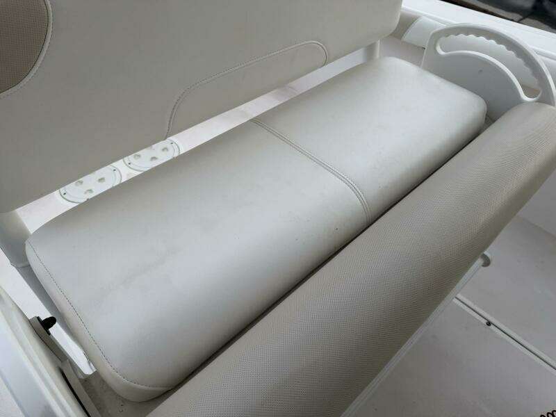 23ft Everglades Yacht For Sale