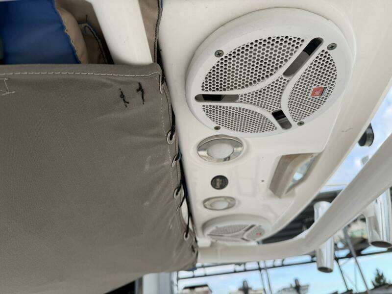 23ft Everglades Yacht For Sale