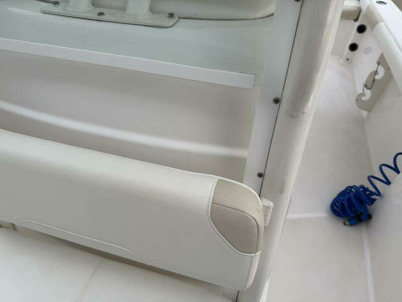 23ft Everglades Yacht For Sale