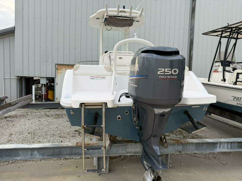 23ft Everglades Yacht For Sale