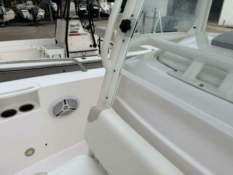 23ft Everglades Yacht For Sale