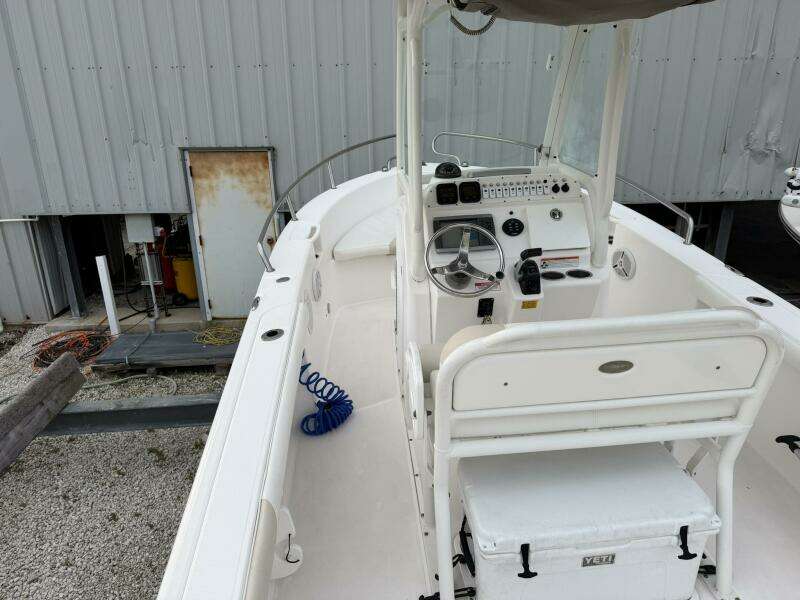 23ft Everglades Yacht For Sale