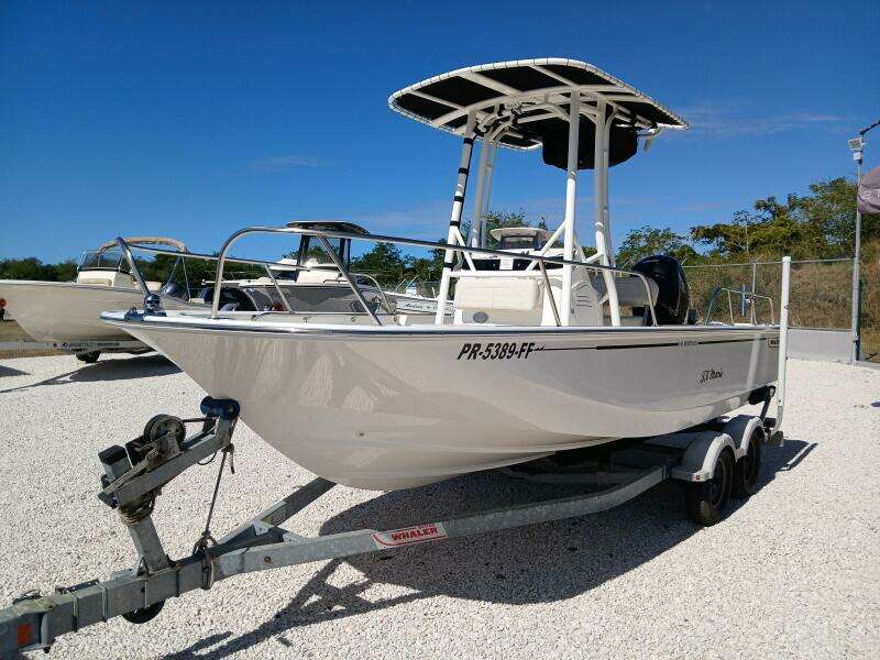 JX MARIE 19ft Boston Whaler Yacht For Sale