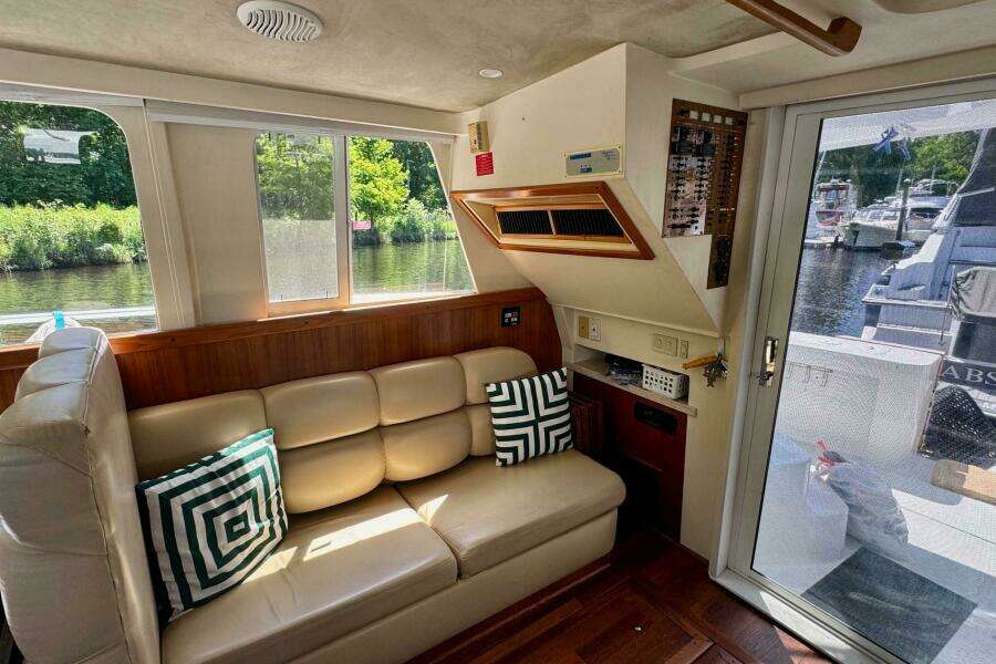 Ripple 40ft Mainship Yacht For Sale