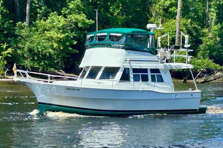 40' 2000 Mainship 390 Trawler