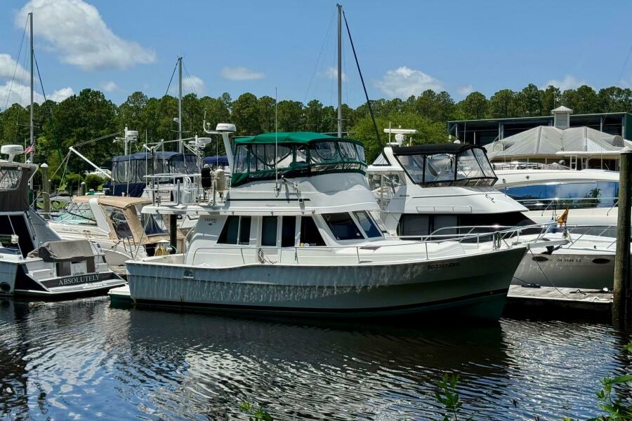 40' 2000 Mainship 390 Trawler