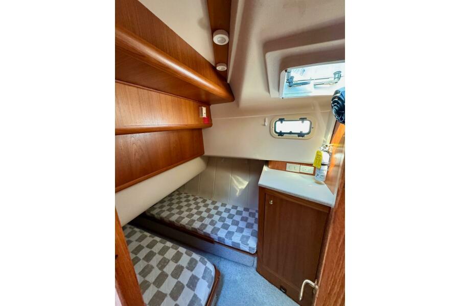 40' 2000 Mainship 390 Trawler