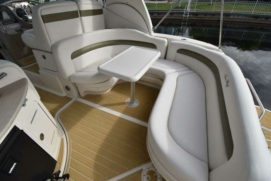 Viper One 32ft Sea Ray Yacht For Sale