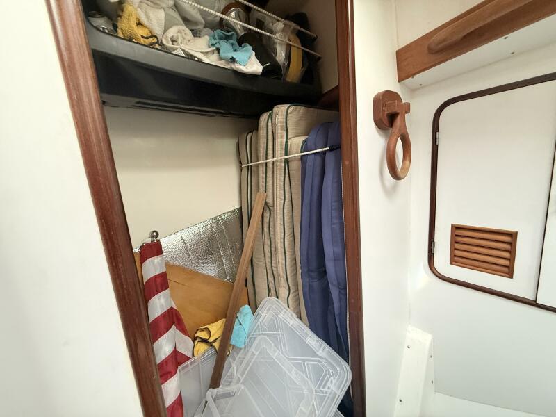 46' 1999 Passport 456