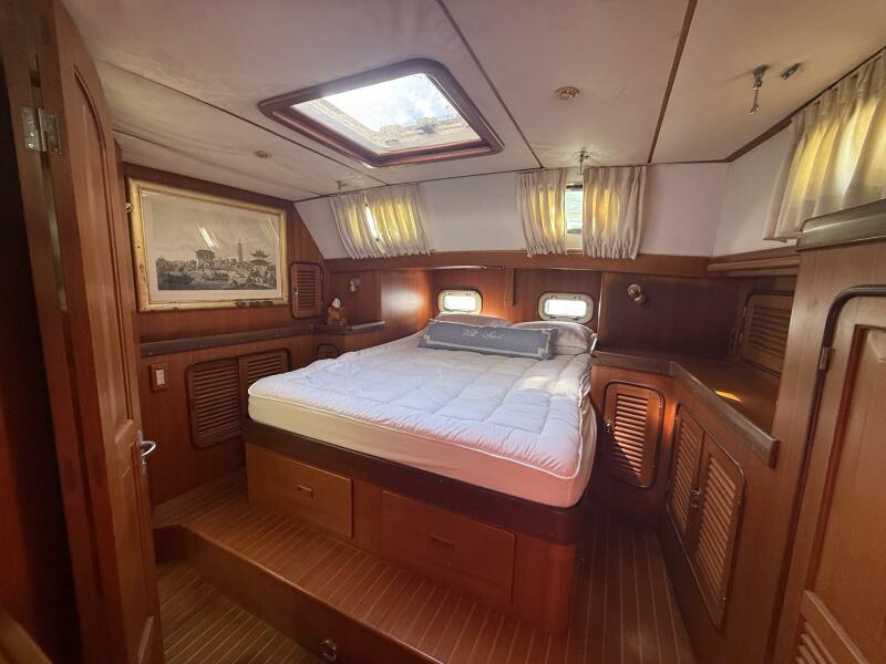 46' 1999 Passport 456