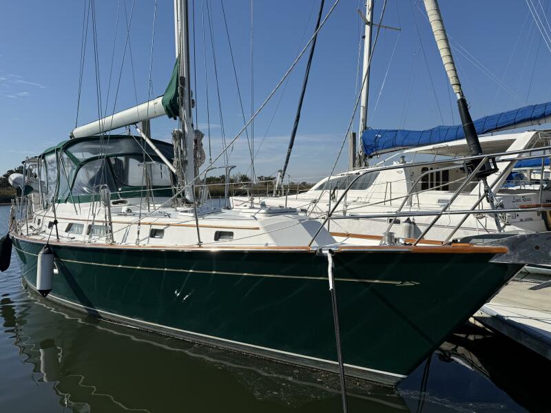 46' 1999 Passport 456