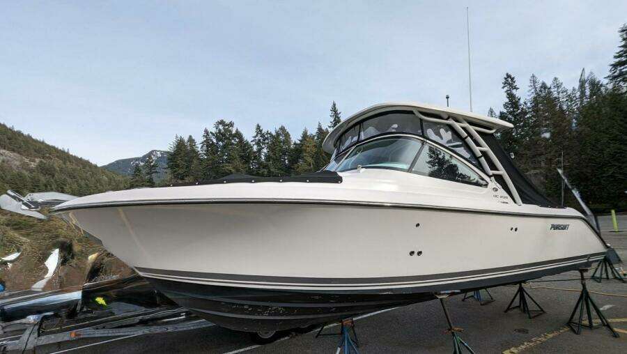 23ft Pursuit Yacht For Sale