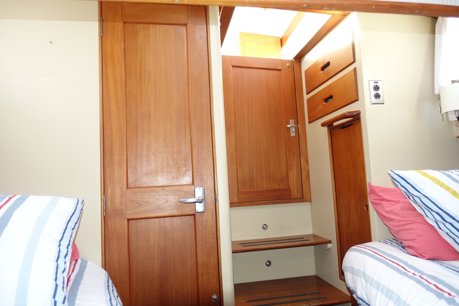 Cormorant 36ft Grand Banks Yacht For Sale