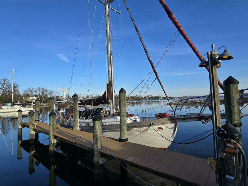 Dragonfly 38ft Hans Christian Yacht For Sale