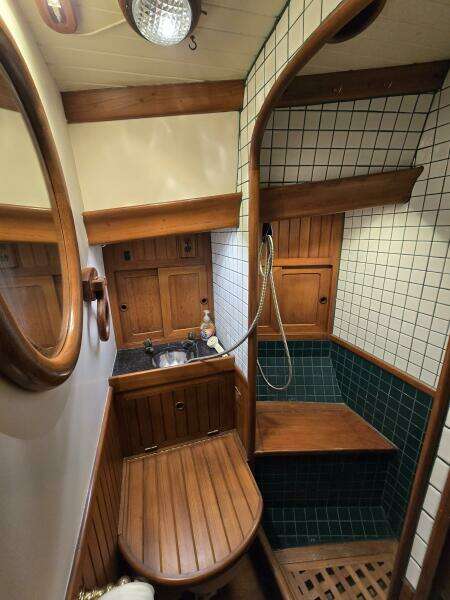 Dragonfly 38ft Hans Christian Yacht For Sale