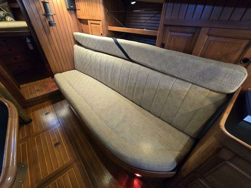 Dragonfly 38ft Hans Christian Yacht For Sale