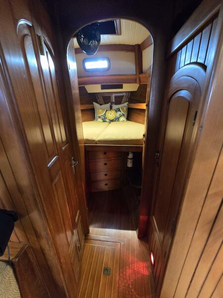 38' 1986 Hans Christian 38t