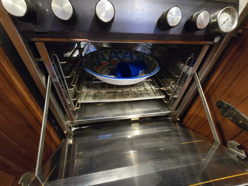 38' 1986 Hans Christian 38t