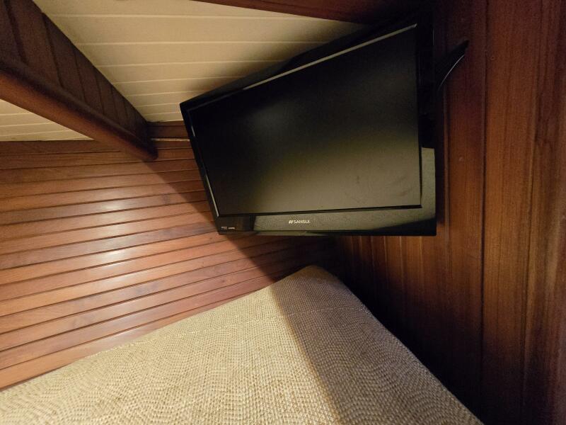 38' 1986 Hans Christian 38t