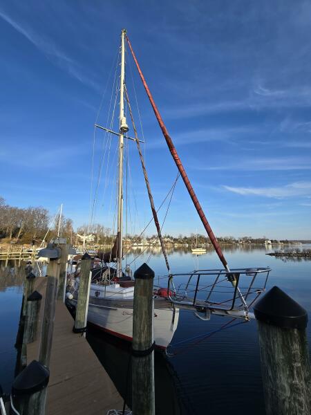 38' 1986 Hans Christian 38t