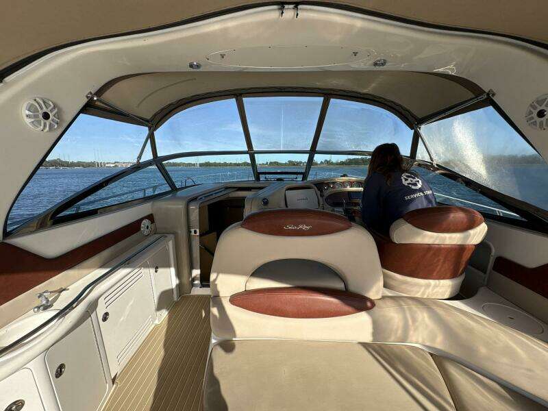 38ft Sea Ray Yacht For Sale