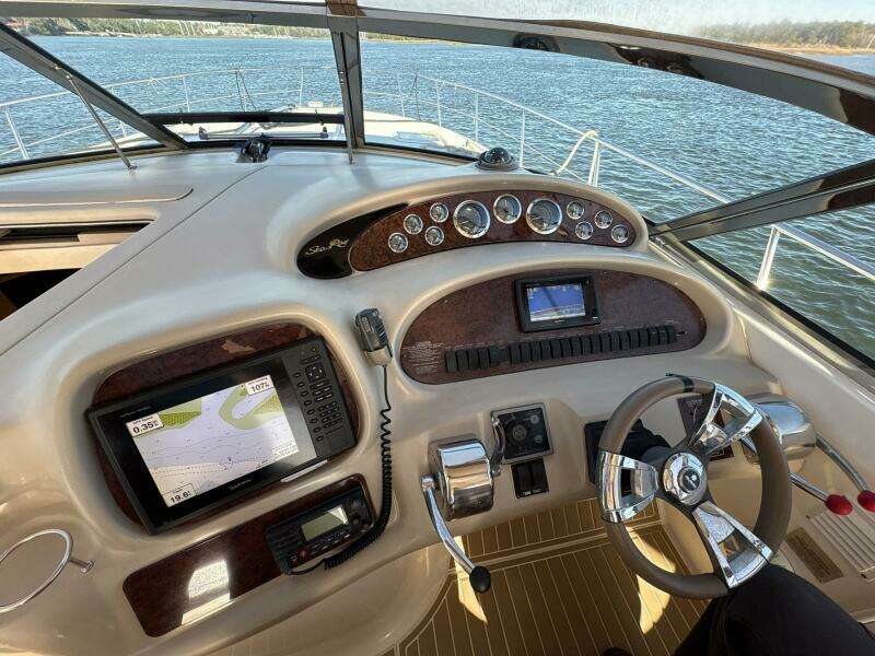 38ft Sea Ray Yacht For Sale