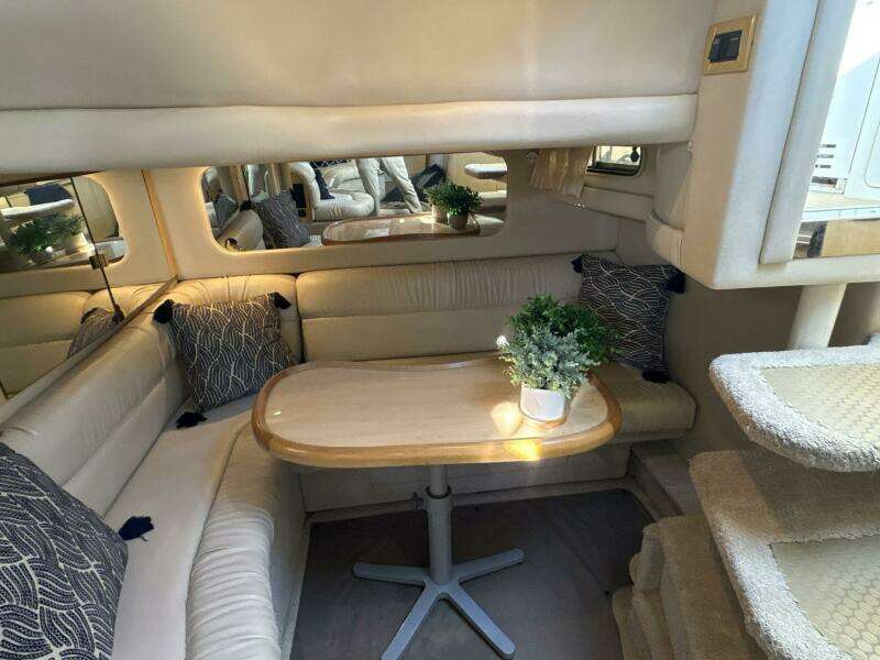 38ft Sea Ray Yacht For Sale